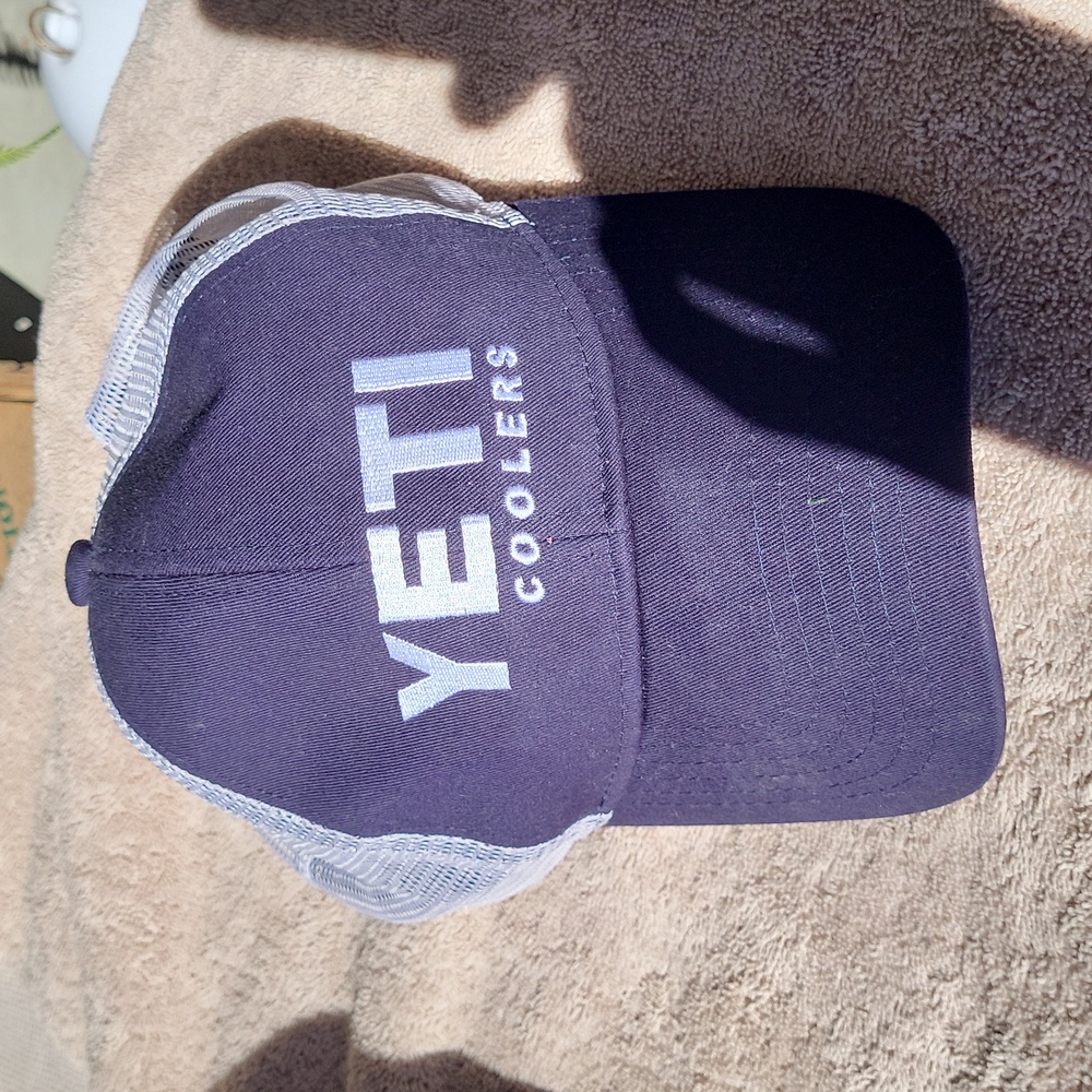 Unisex  yeti cap